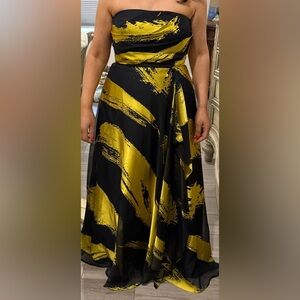 Elegant Black and Gold Women's Skirt